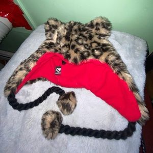 Fuzzy leapord hat ecko unltd